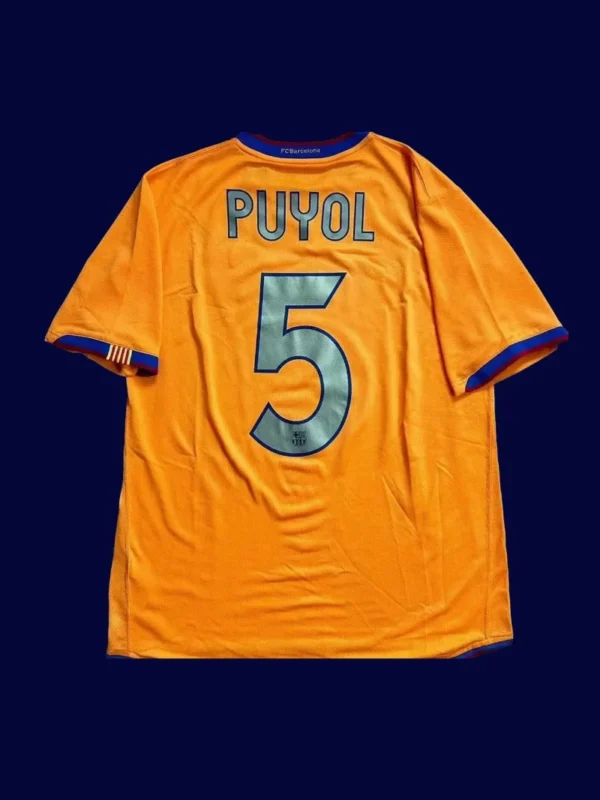 Barcelona 06-07 Retro Away Back traditional number font replica workmanship detail