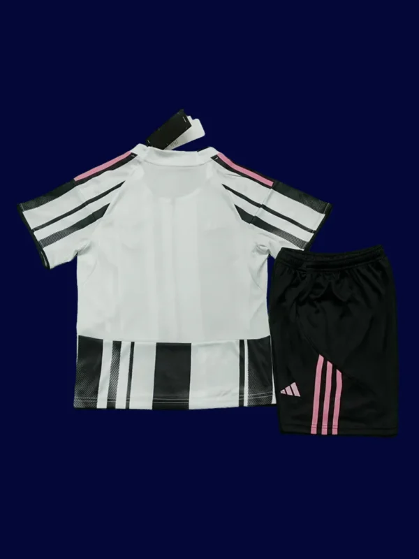 Juventus 2526 Kids Home Fans Back simple customizable kids back