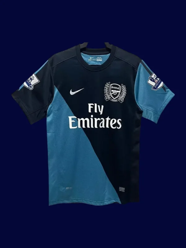 front view of away retro soccer jersey (11/12) with longline cut and classic trims.