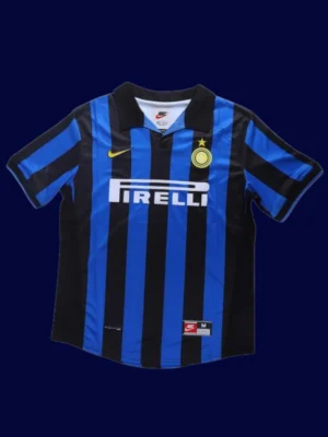 Baggio Inter Milan home retro jersey front 98/99, high-quality breathable fan gear.