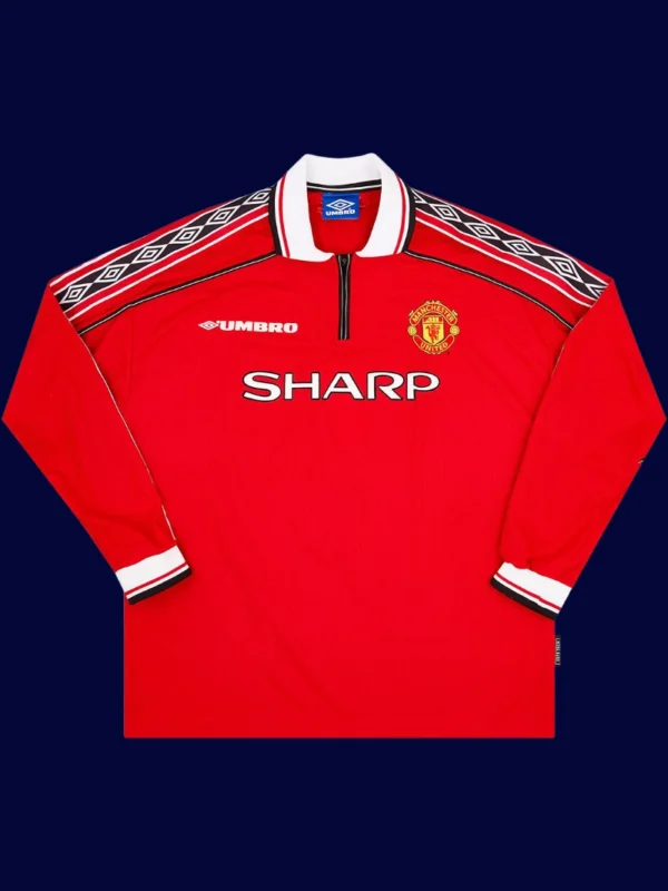 Beckham Manchester United home long sleeve retro jersey front 98/00, high-quality breathable fan classic.