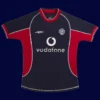 Beckham Manchester United third retro jersey front 00/01, high-quality breathable fan classic.