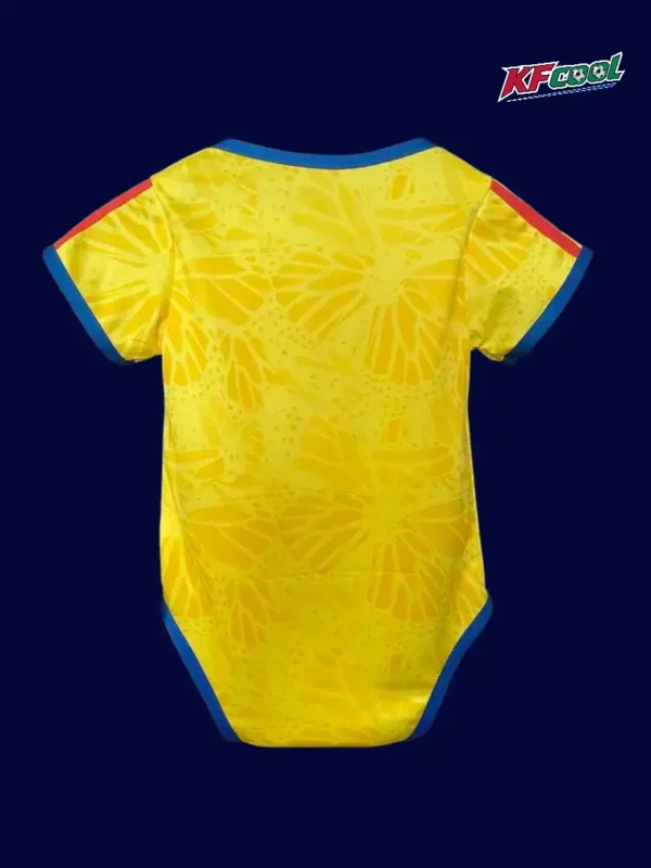 Colombia home yellow babysuit 26/27 back snaps detail
