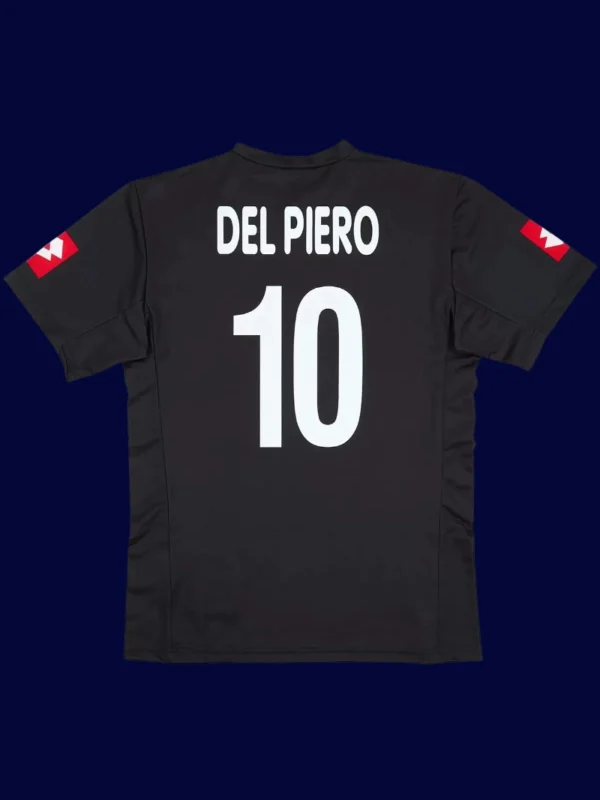 Del Piero Juventus away black retro jersey back 01/02 with #10, high-quality breathable design.