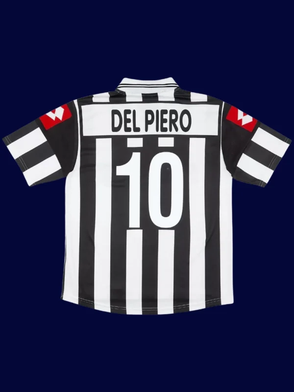 Del Piero Juventus home retro jersey back 01/02 with #10, high-quality breathable design.