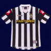 Juventus 2001 02 home classic retro jersey front with early 2000s styling