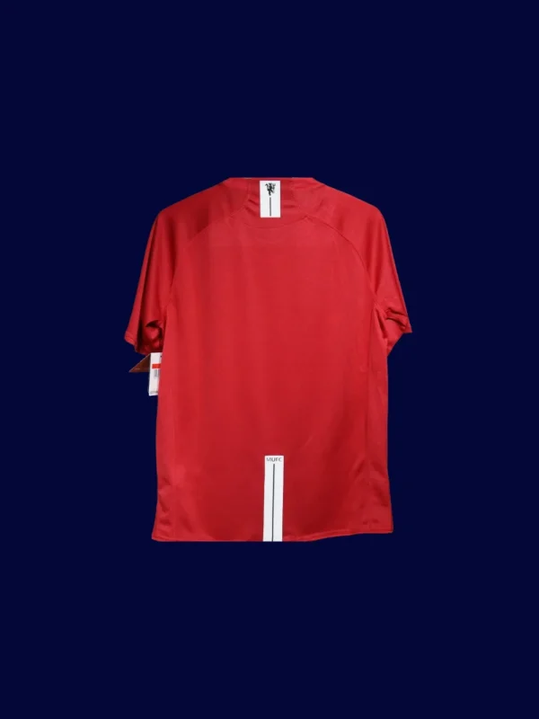 back view of Manchester United home red player-fit retro jersey (07/08) showing tapered back and number panel.