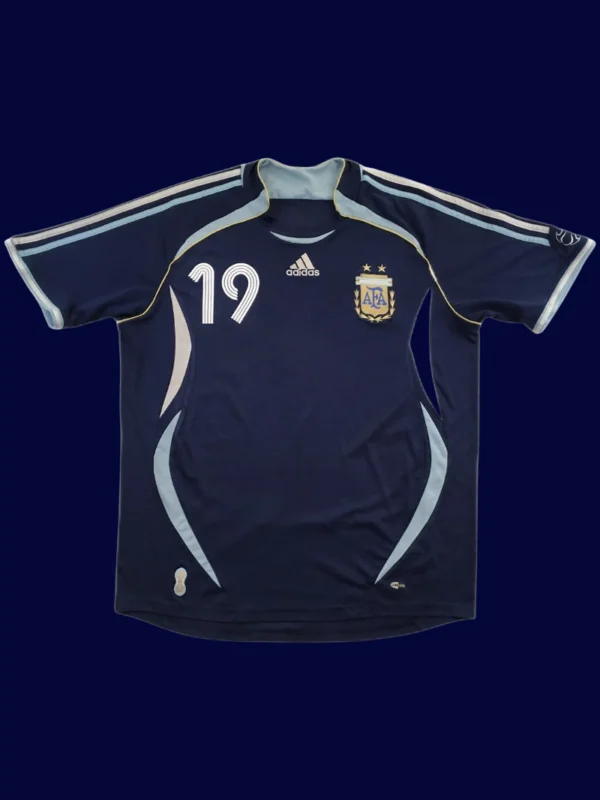 Messi Argentina away retro jersey front WC 2006, high-quality breathable fan classic.