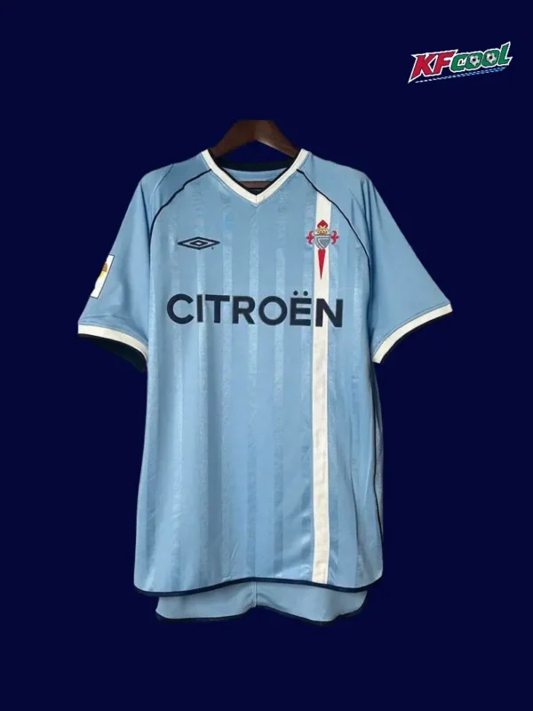 RC Celta 2001 02 home classic retro jersey front with sky blue design and crest