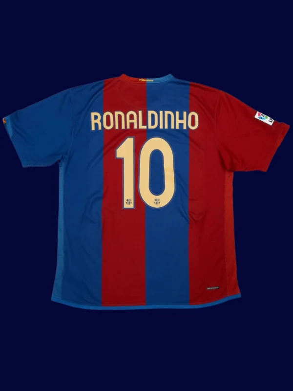 Ronaldinho Barcelona home retro jersey back 06/07 with #10, high-quality breathable design.