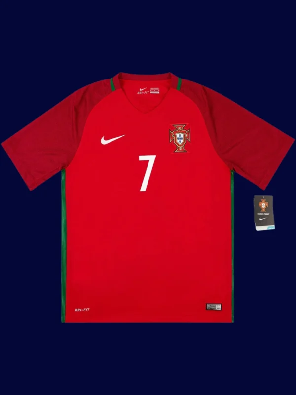 Portugal home red retro jersey front, Ronaldo Euro Cup 2016 style breathable fan classic with #7.