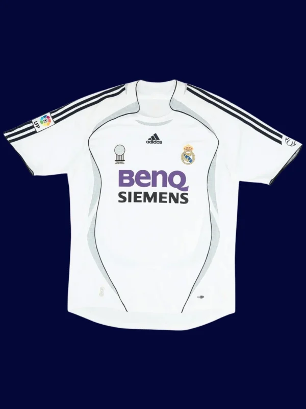 Ronaldo Real Madrid home white retro jersey front 06/07, high-quality breathable fan gear.