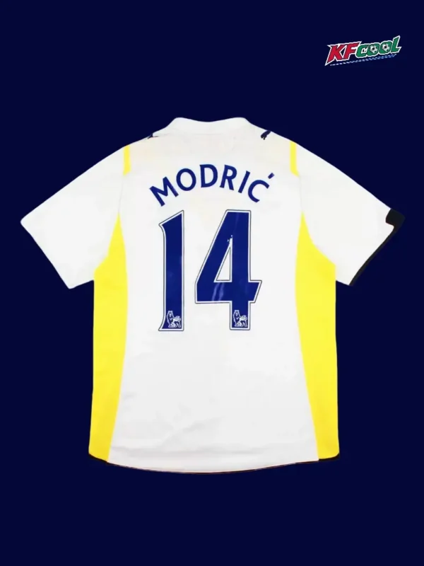 Modrić 14 Tottenham retro jersey 09/10 back view