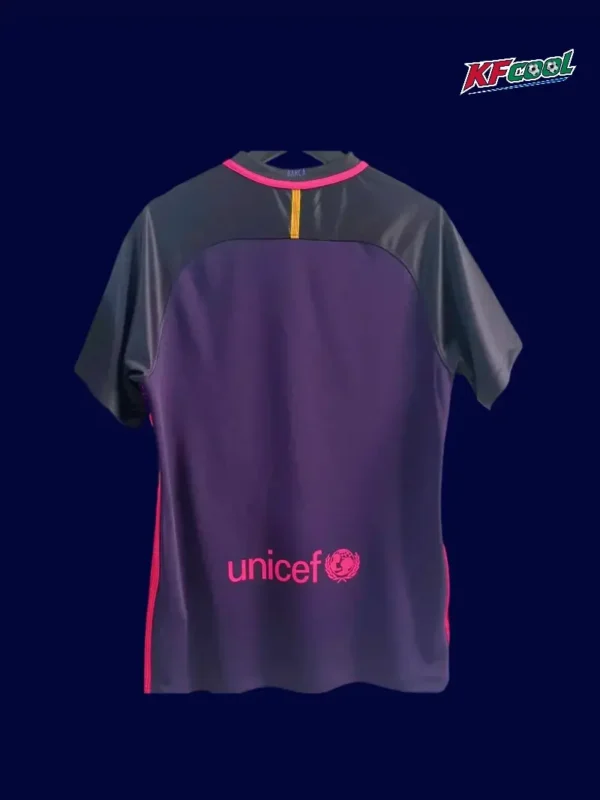 Barcelona 16-17 Retro Away Back contrasting number color replica